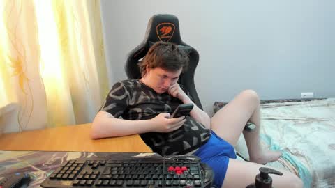 iliaskris online show from 2, 4, 2026