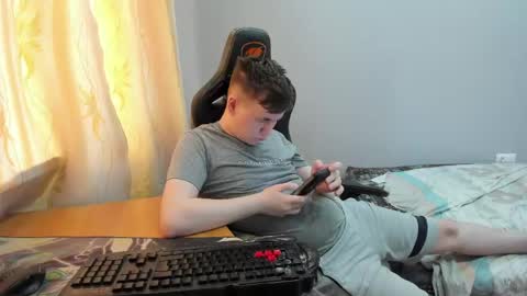 iliaskris online show from 24, 4, 2026