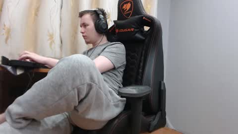 Snapshot of iliaskrisloveee chatting on 27, 11, 2025 lord online show from 27, 11, 2025