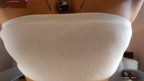 ilitzy cardona online show from 25, 9, 2025