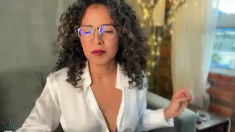 Kloe online show from 23, 12, 2024