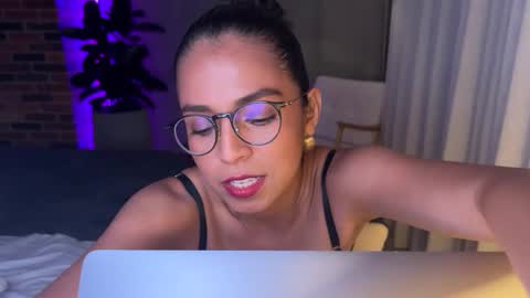 Kloe online show from 2, 2, 2025