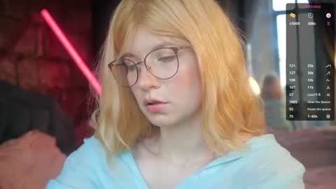 Lindsey and Candice online show from 24, 7, 2026