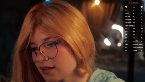 Lindsey and Candice online show from 25, 7, 2026