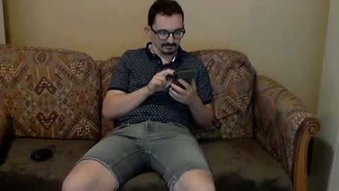 ilovecuteguy79 online show from 17, 7, 2026