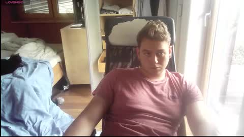 iloveyoutoo2000 online show from 26, 9, 2025