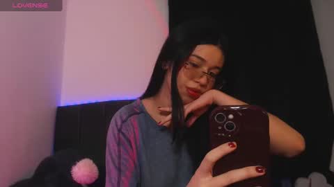 Ily Bea online show from 21, 1, 2025