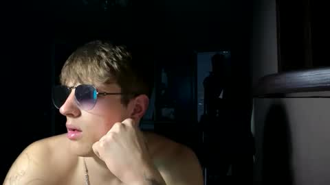 ilyahrr online show from 18, 4, 2026