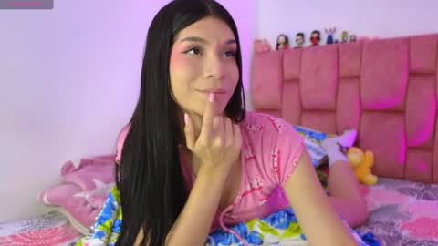 Isa Vasquez  online show from 26, 2, 2025