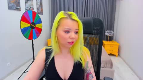 Roxy online show from 26, 2, 2025