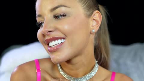 Snapshot of im_aleksa chatting on 15, 1, 2025 Aleksa online show from 15, 1, 2025