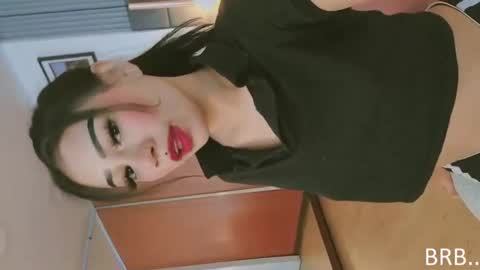 Snapshot of im_alesa chatting on 10, 11, 2025 im_alesa online show from 10, 11, 2025