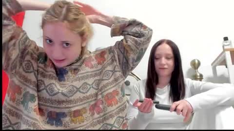 Blonde and Brunette or Ashley and Ellis online show from 5, 11, 2025