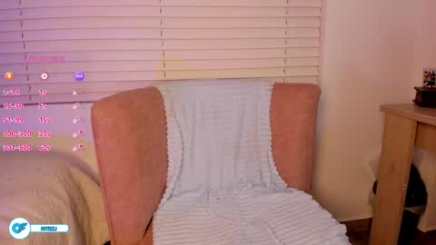 Snapshot of im_eli1 chatting on 15, 9, 2025 Eli online show from 15, 9, 2025