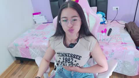 Eliza online show from 25, 4, 2026