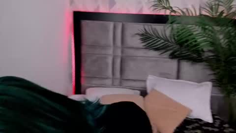 Snapshot of im_gaia chatting on 3, 2, 2025 Im Gaia online show from 3, 2, 2025