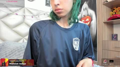 Snapshot of im_gaia chatting on 20, 10, 2025 Im Gaia online show from 20, 10, 2025