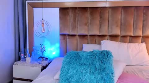 Anna  online show from 23, 1, 2025