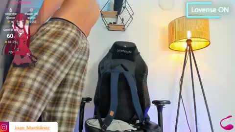 Snapshot of im_juaniito chatting on 17, 10, 2025 40 OFF TODAY online show from 17, 10, 2025