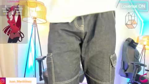 Snapshot of im_juaniito chatting on 2, 11, 2025 40 OFF TODAY online show from 2, 11, 2025