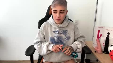 Laia online show from 21, 1, 2025