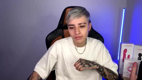 Laia online show from 3, 2, 2025