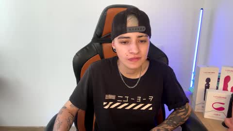 Laia online show from 8, 2, 2025