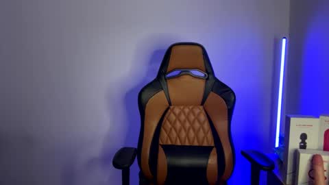 Laia online show from 10, 2, 2025