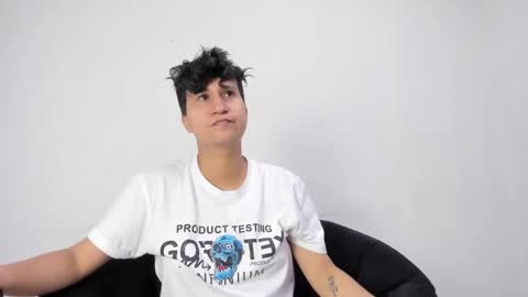 milan online show from 5, 10, 2025