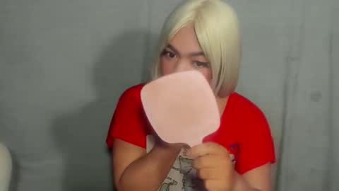 ella may online show from 8, 11, 2025