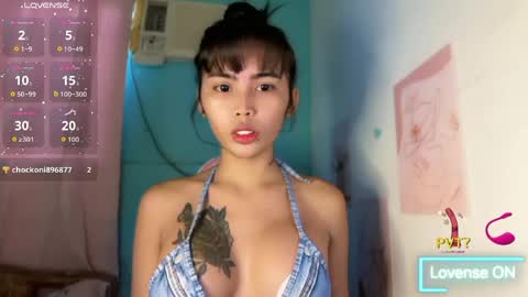 Snapshot of im_your_sexy_wifexxx chatting on 26, 5, 2026 Ms. M online show from 26, 5, 2026