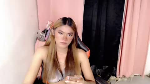 im_yourfairyannaxx online show from 27, 3, 2026
