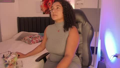 Snapshot of imacwenn_ chatting on 6, 3, 2025 Sofia online show from 6, 3, 2025