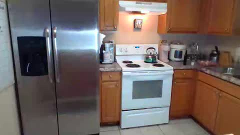 iman_love online show from 10, 12, 2024