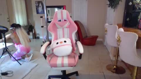 iman_love online show from 2, 10, 2025