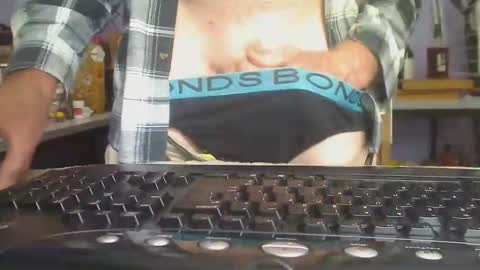 Snapshot of imaussiechris chatting on 6, 1, 2025 Aussie Guy online show from 6, 1, 2025