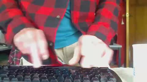 Snapshot of imaussiechris chatting on 19, 10, 2025 Aussie Guy online show from 19, 10, 2025