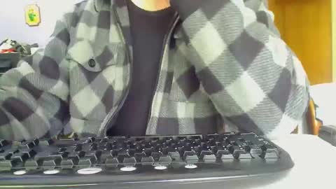 Snapshot of imaussiechris chatting on 30, 11, 2025 Aussie Guy online show from 30, 11, 2025