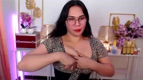 Ashley online show from 14, 1, 2025