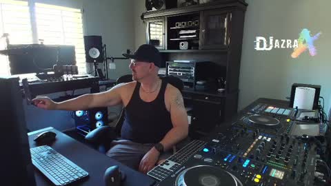 DJ Azra online show from 5, 4, 2026