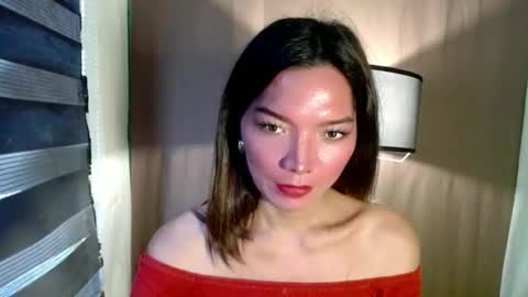 Mika online show from 23, 12, 2025