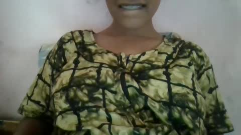 Snapshot of imlovelyrose chatting on 24, 12, 2024 ROSE online show from 24, 12, 2024