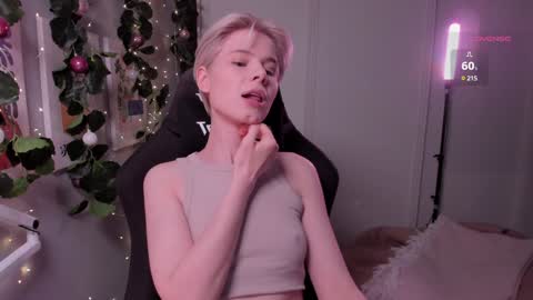 Mia online show from 12, 1, 2025