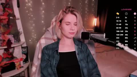 Mia online show from 10, 11, 2025