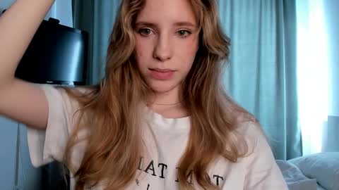 my name Imo  Fansly  online show from 18, 2, 2025