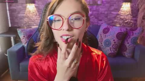 Karen  online show from 10, 9, 2025