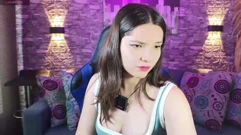 Karen  online show from 22, 9, 2025