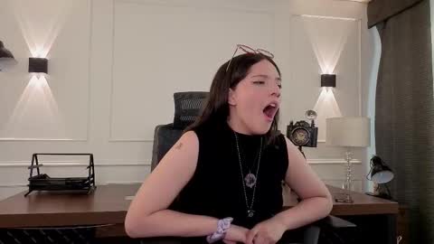 Karen  online show from 3, 3, 2026