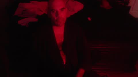 I use to be imeverythingandnothing online show from 17, 12, 2024