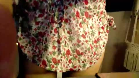 Snapshot of imyourkesiah chatting on 5, 12, 2025 yourBabyKESIAH online show from 5, 12, 2025